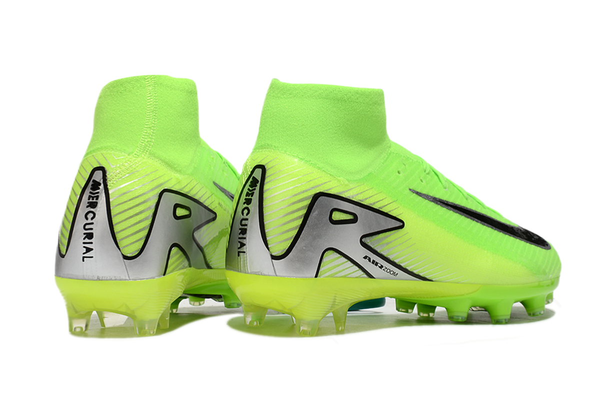M - FUSSBALLSCHUHE