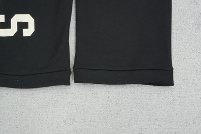 F - SWEATPANTS