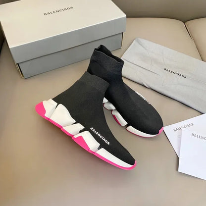 B - SNEAKERS
