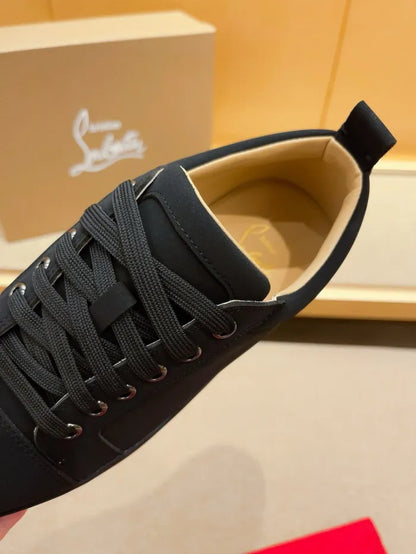 C - SNEAKERS