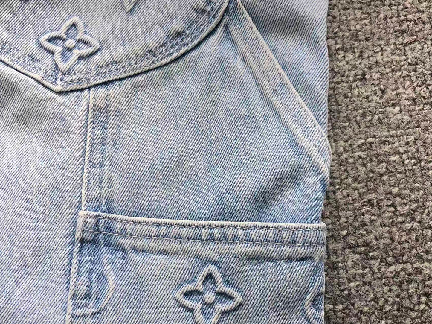 L - SHORTS