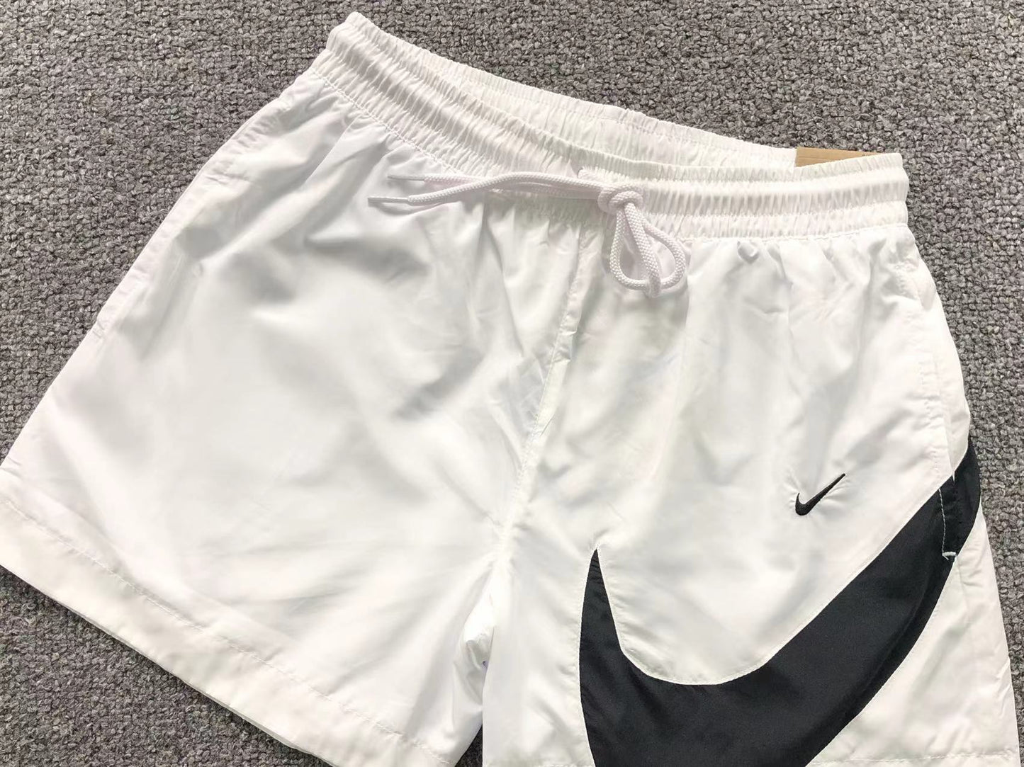 N - SHORTS
