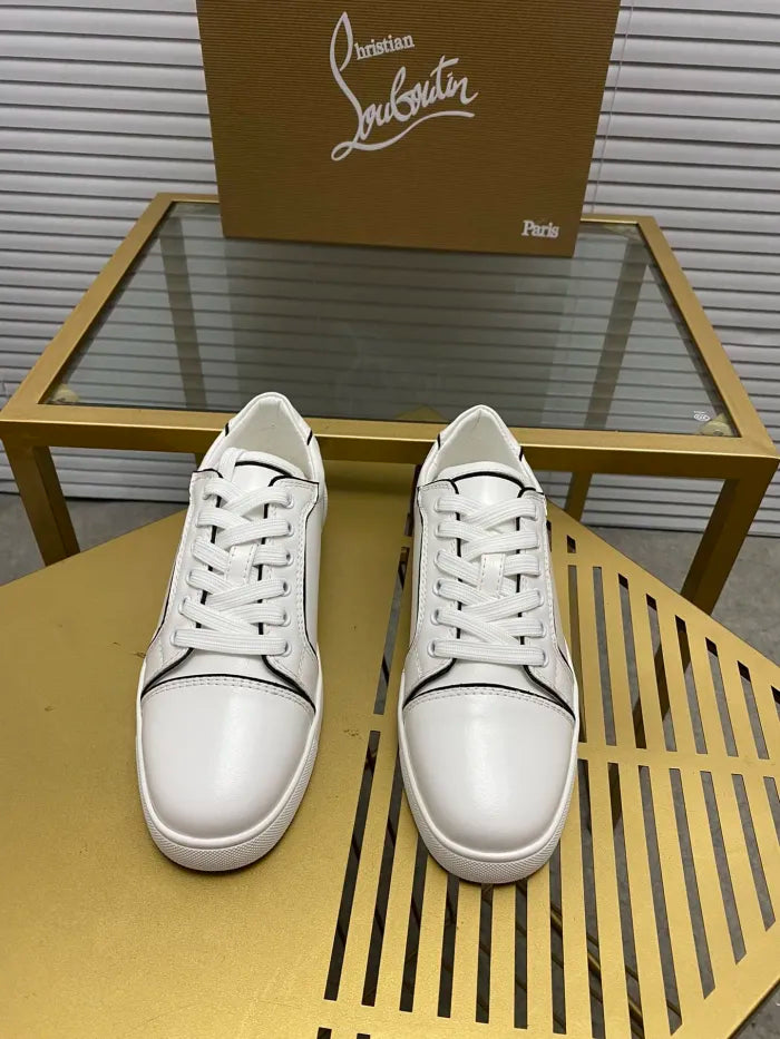 C - SNEAKERS