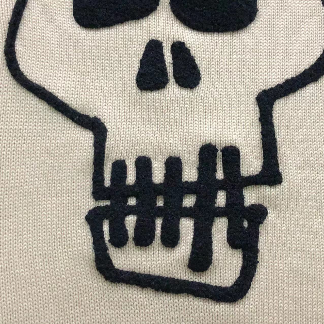 S - SWEATER