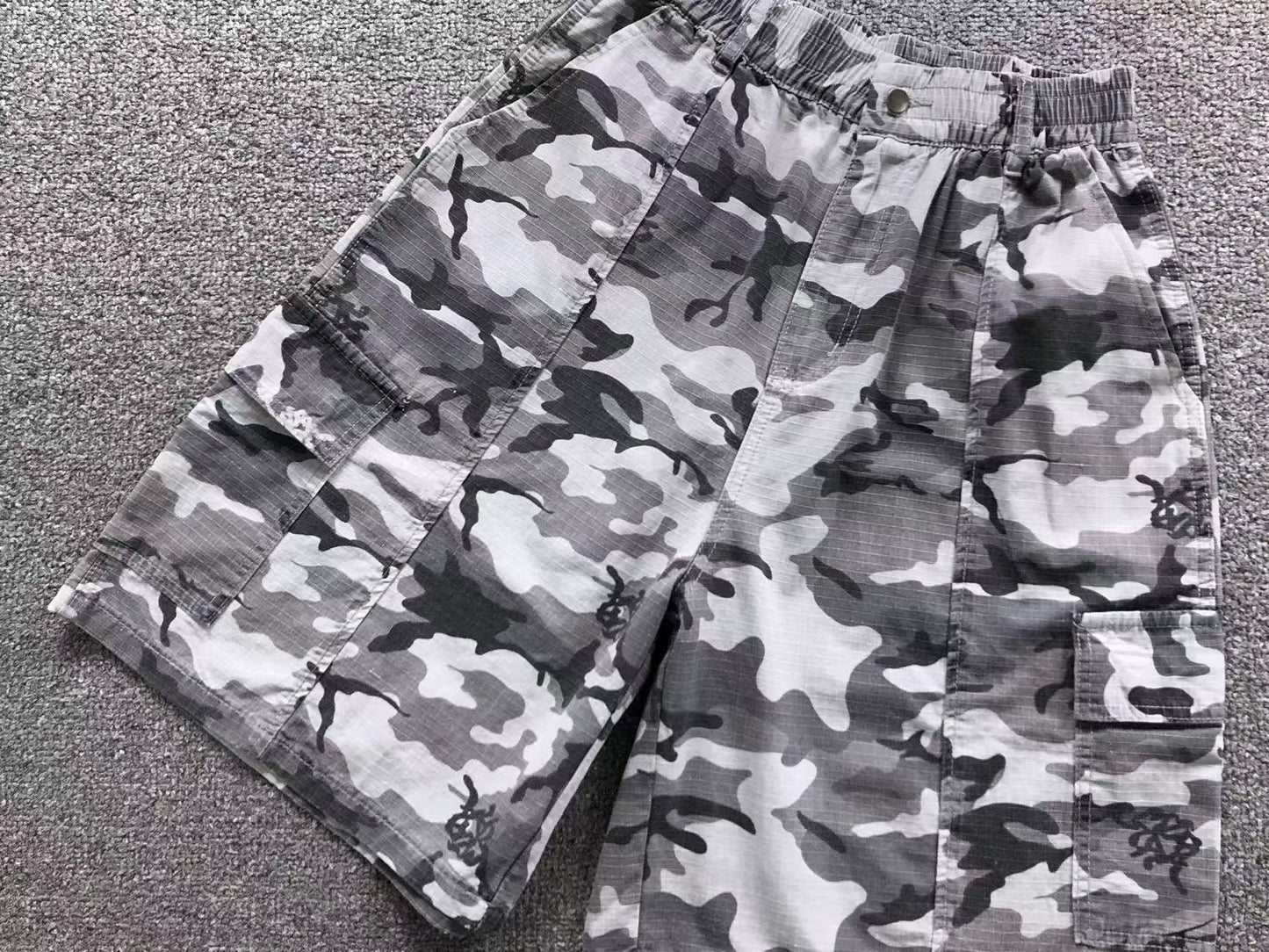M - SHORTS