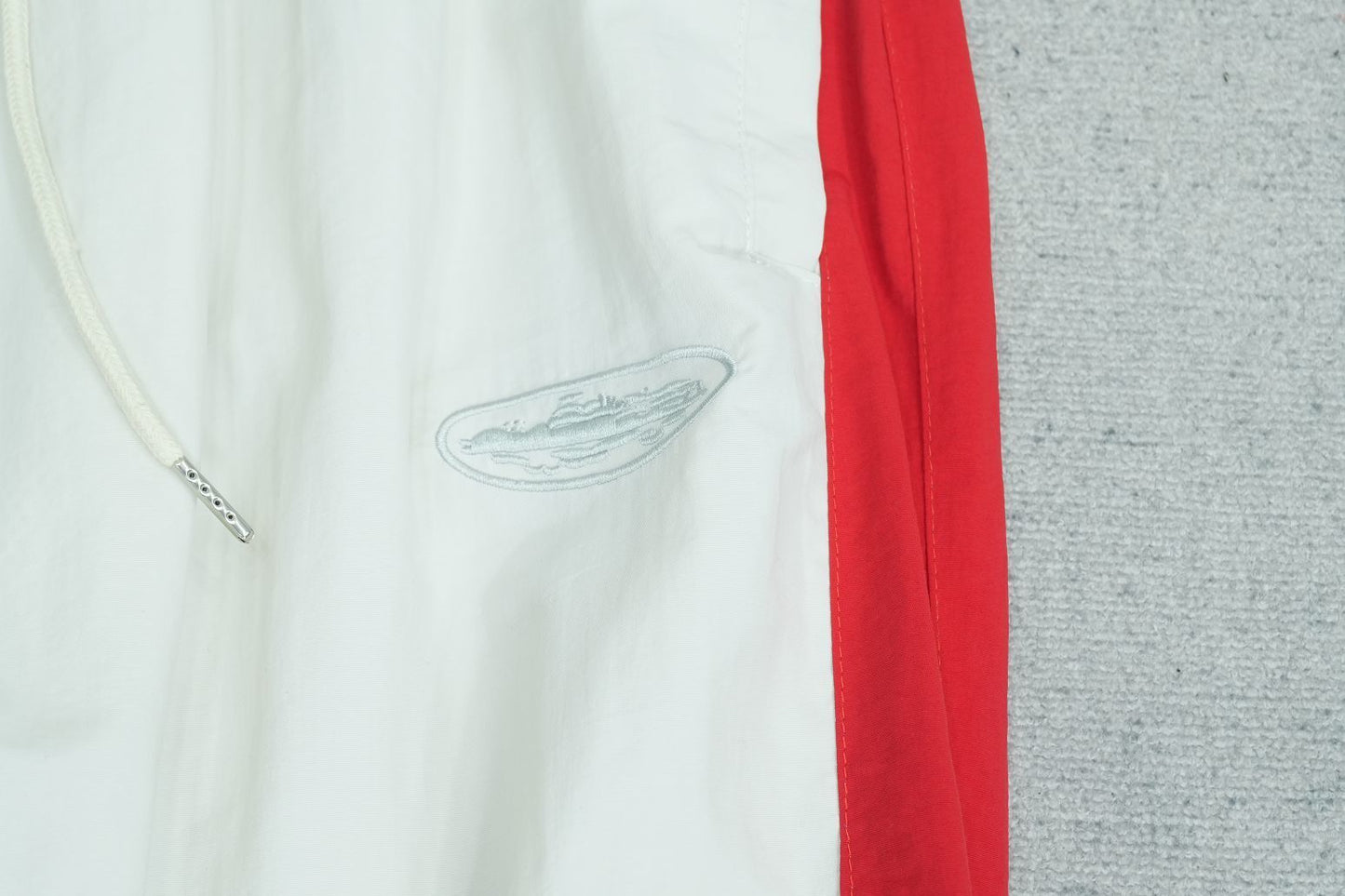 C - SWEATPANTS