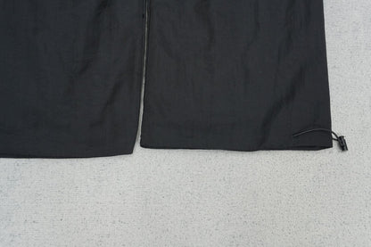 F - SWEATPANTS