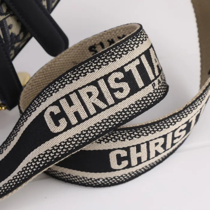 D - TASCHE