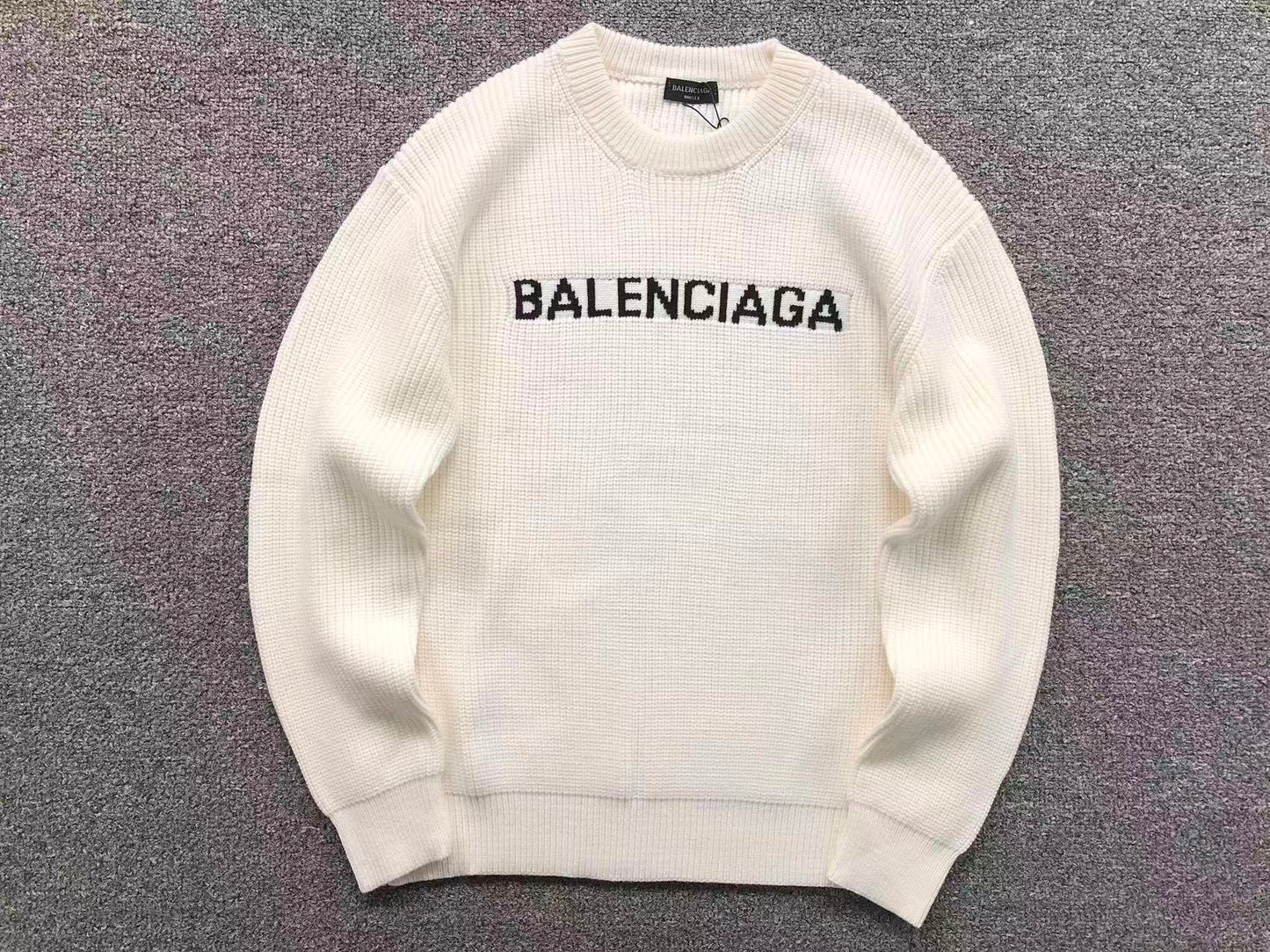 B - SWEATER