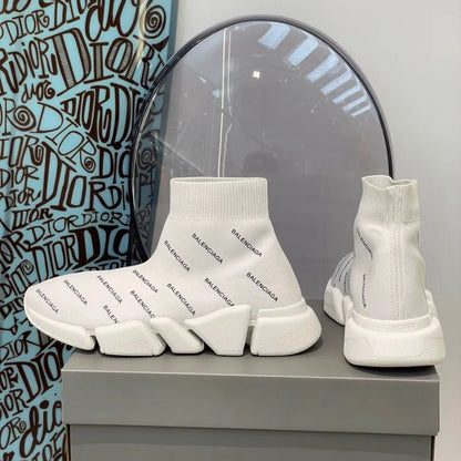 B - SNEAKERS