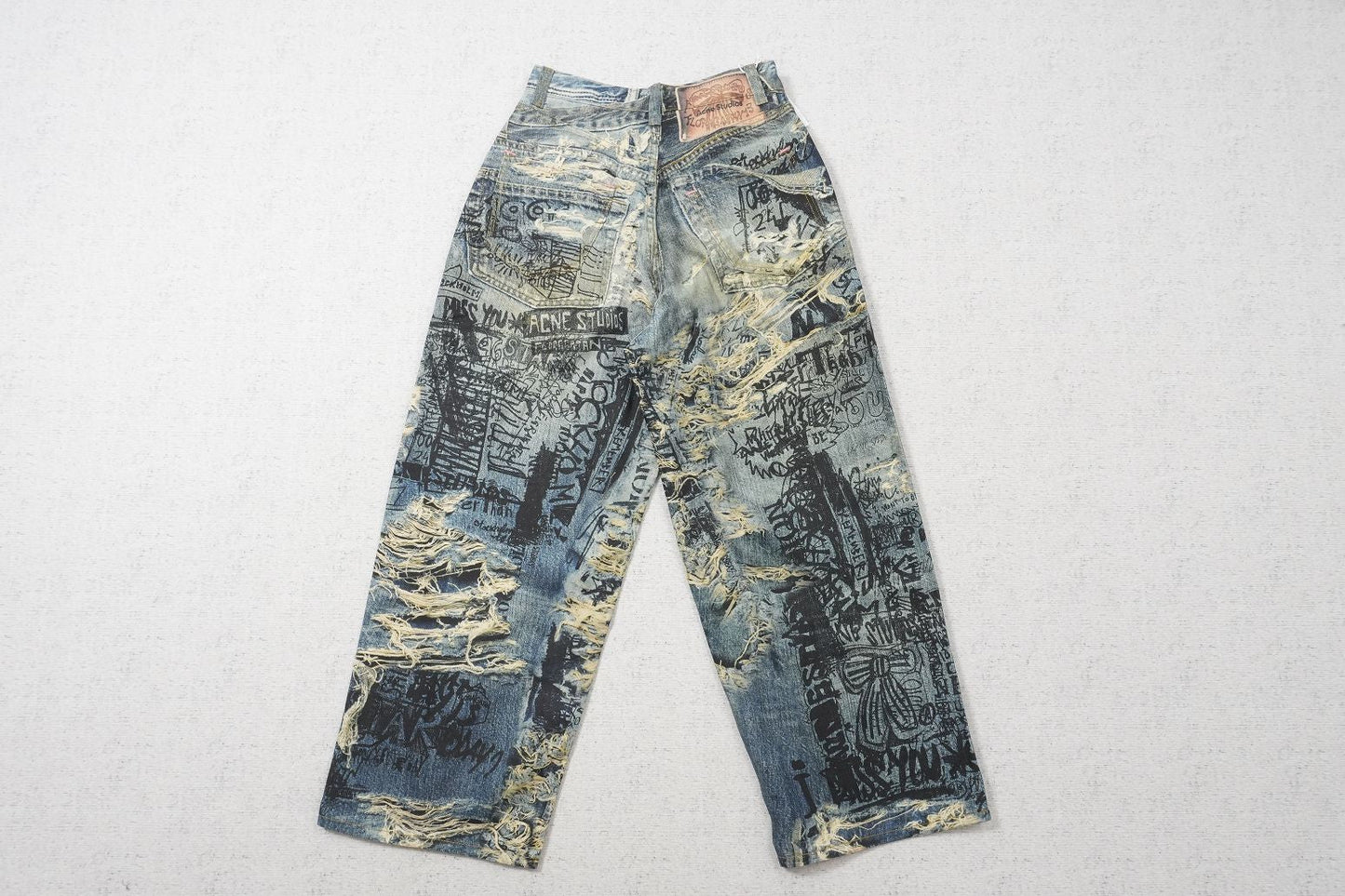 A - JEANS