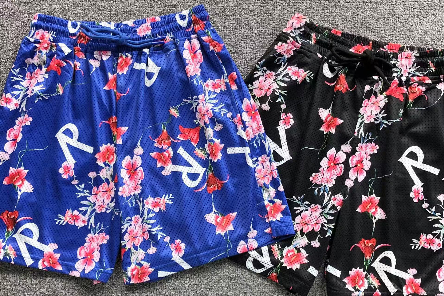 R - SHORTS