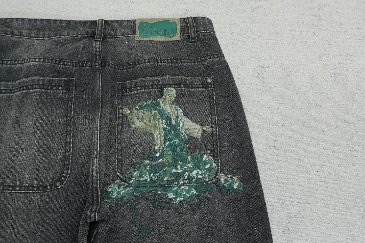D - JEANS