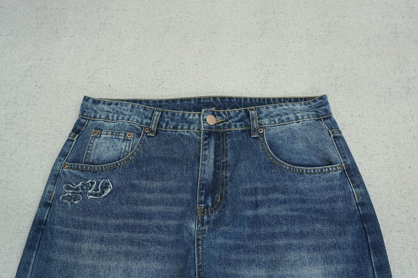 D - JEANS