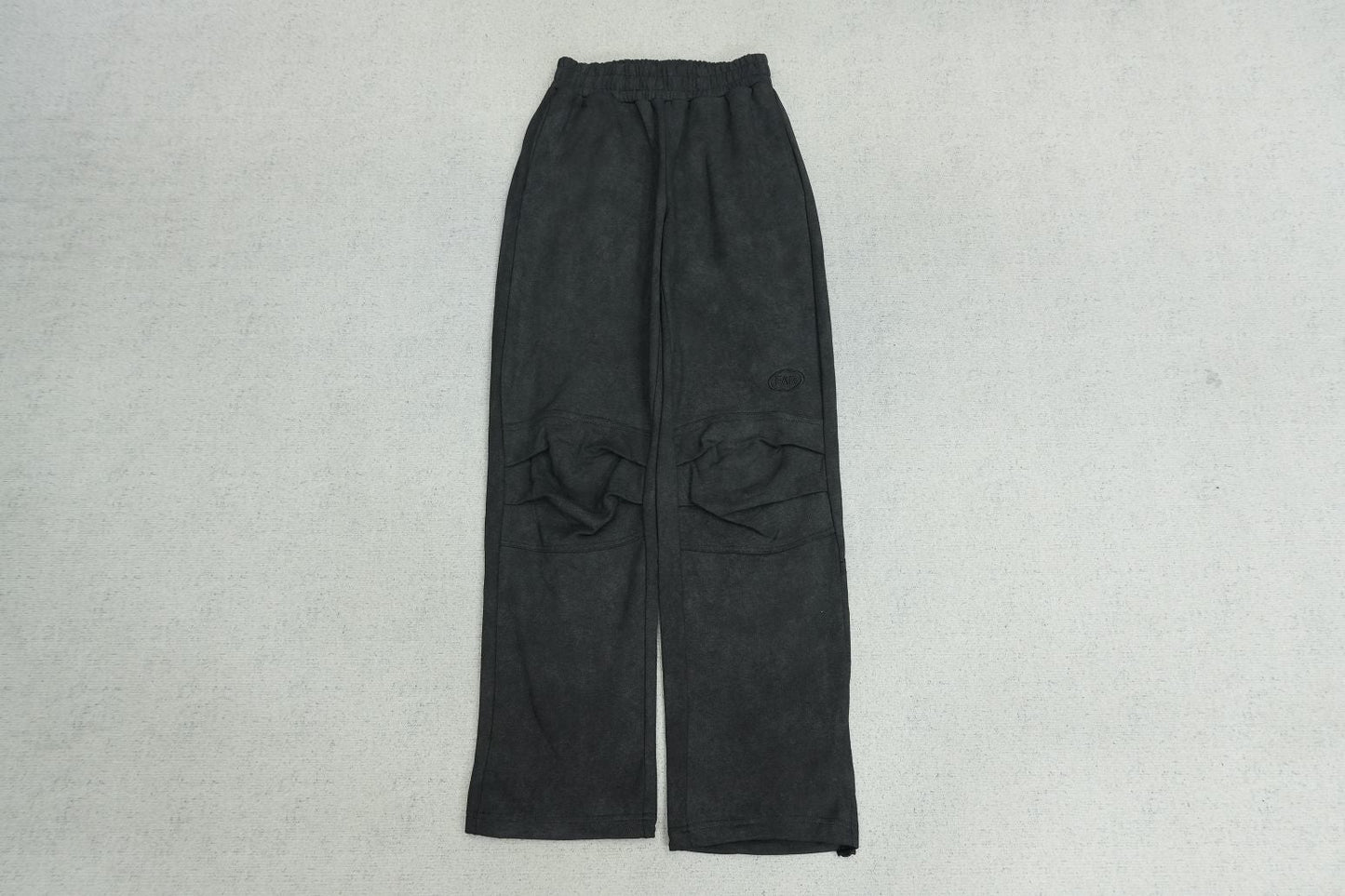 F - SWEATPANTS