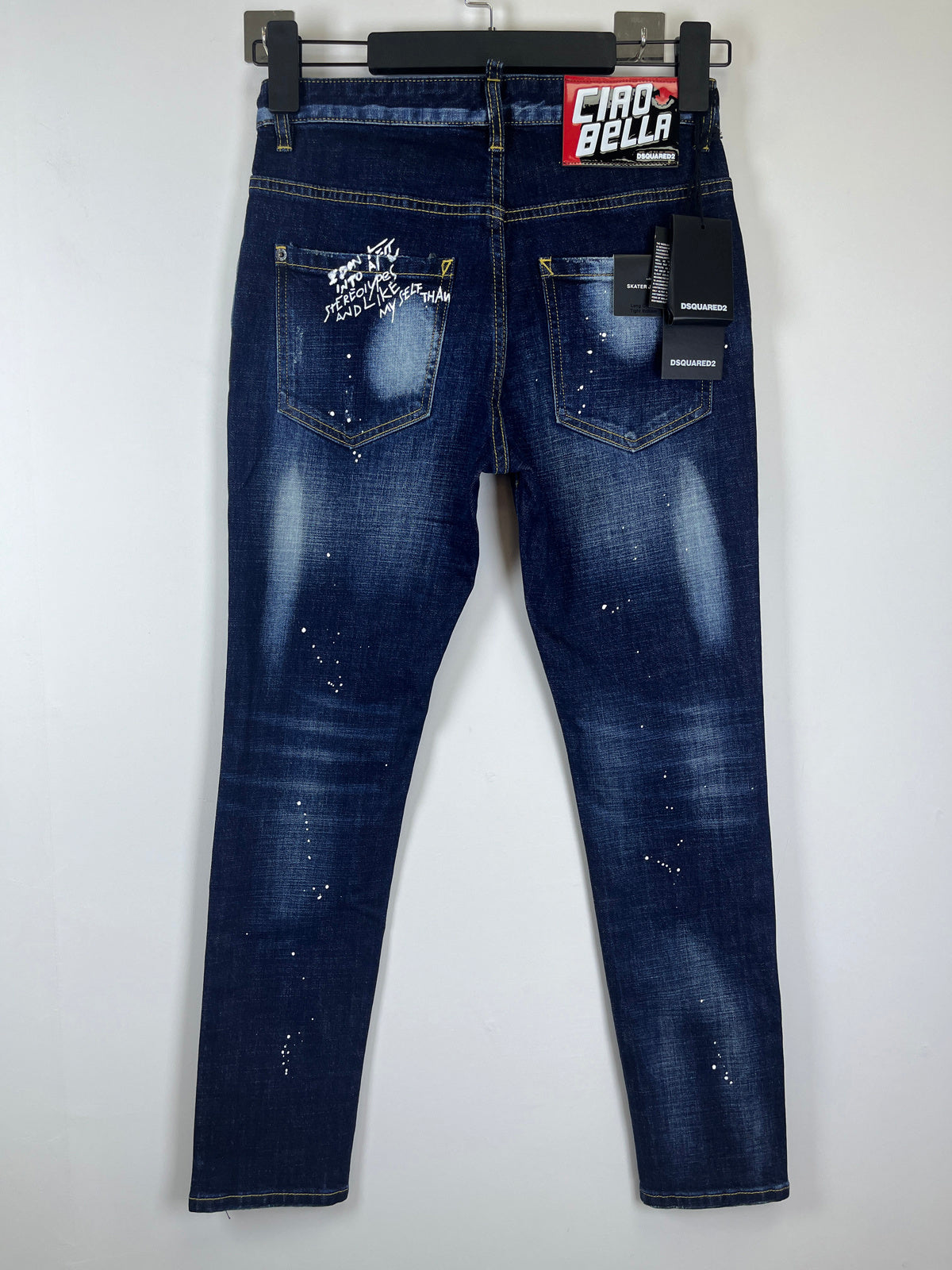 D - JEANS