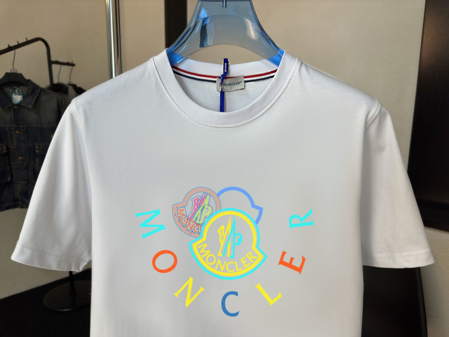 M - TSHIRT