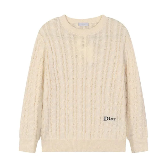 D - SWEATER