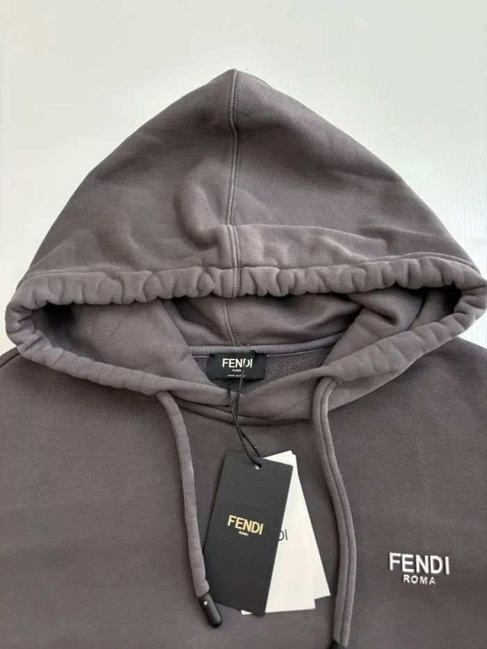 F  - SWEATER