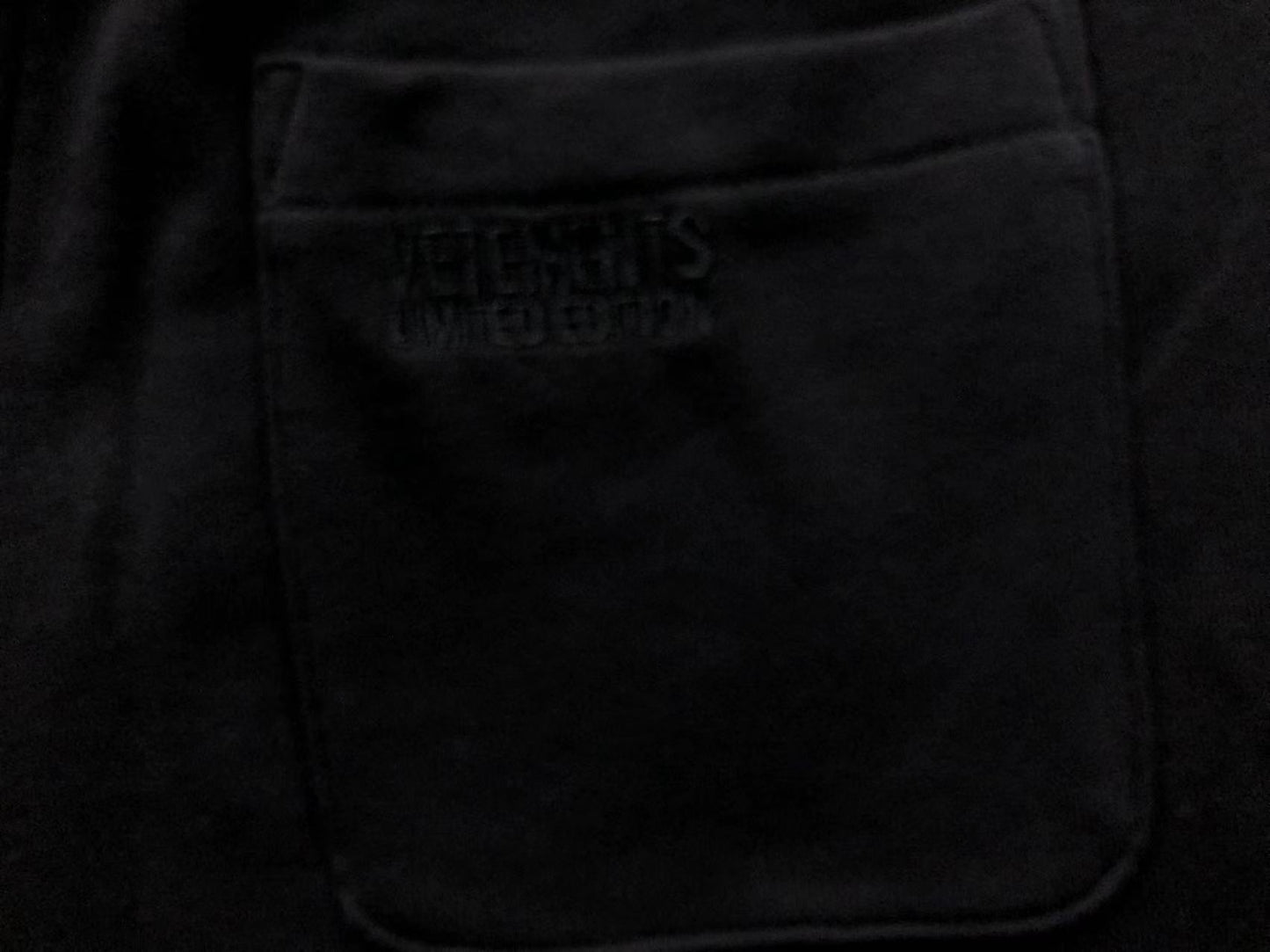V - SHORTS