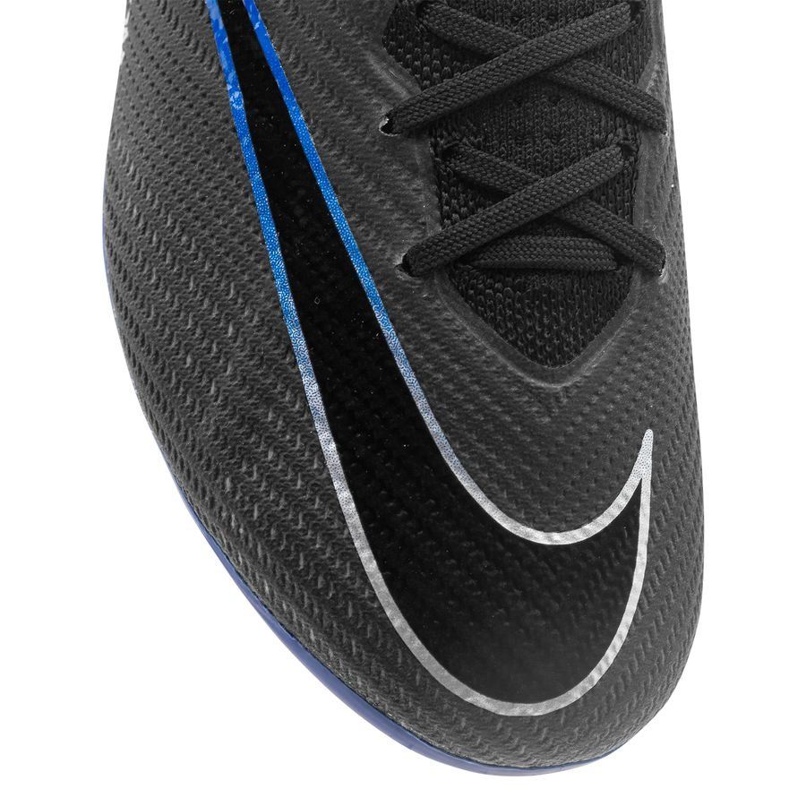 E - FUSSBALLSCHUHE