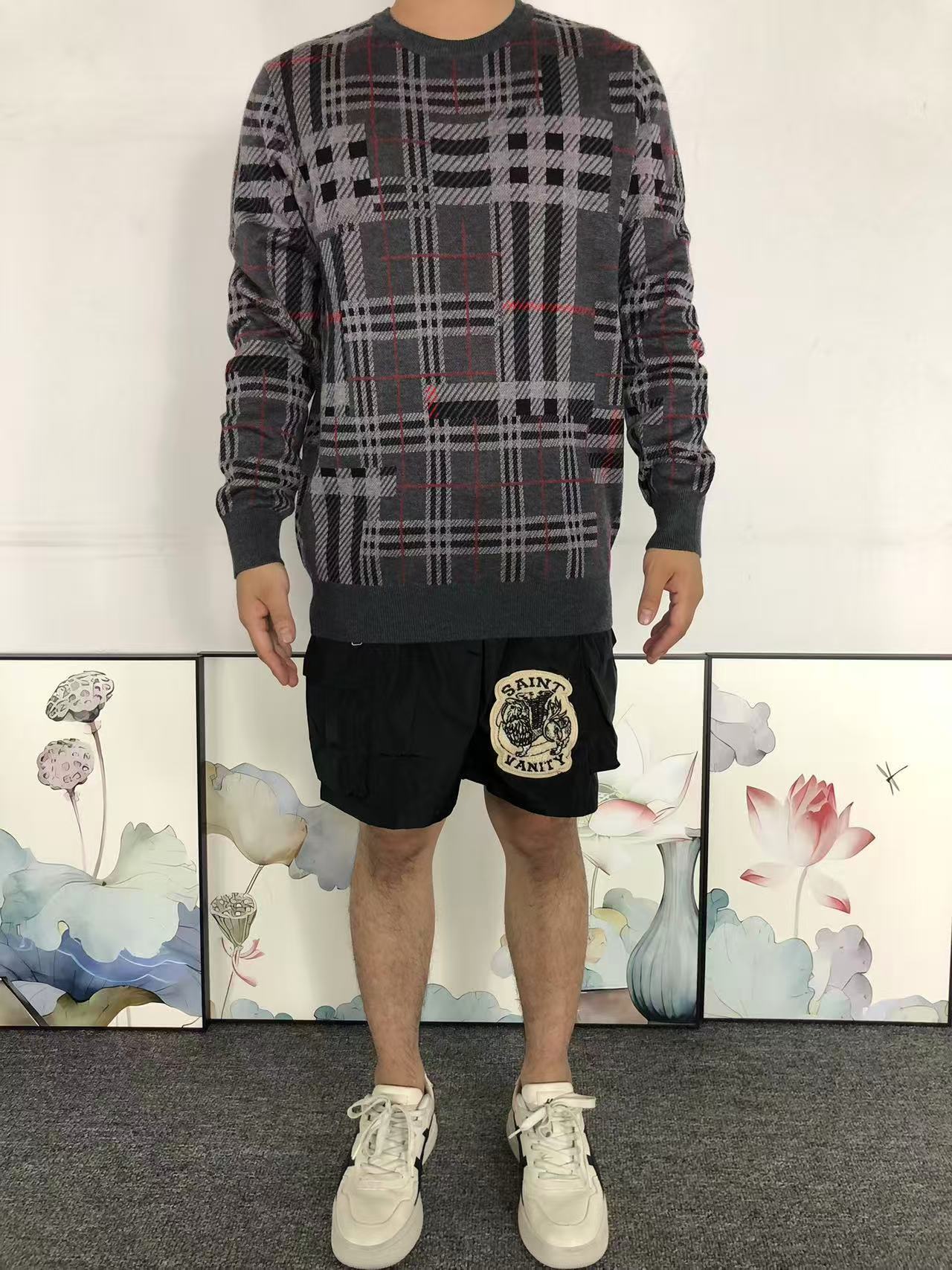 B - SWEATER