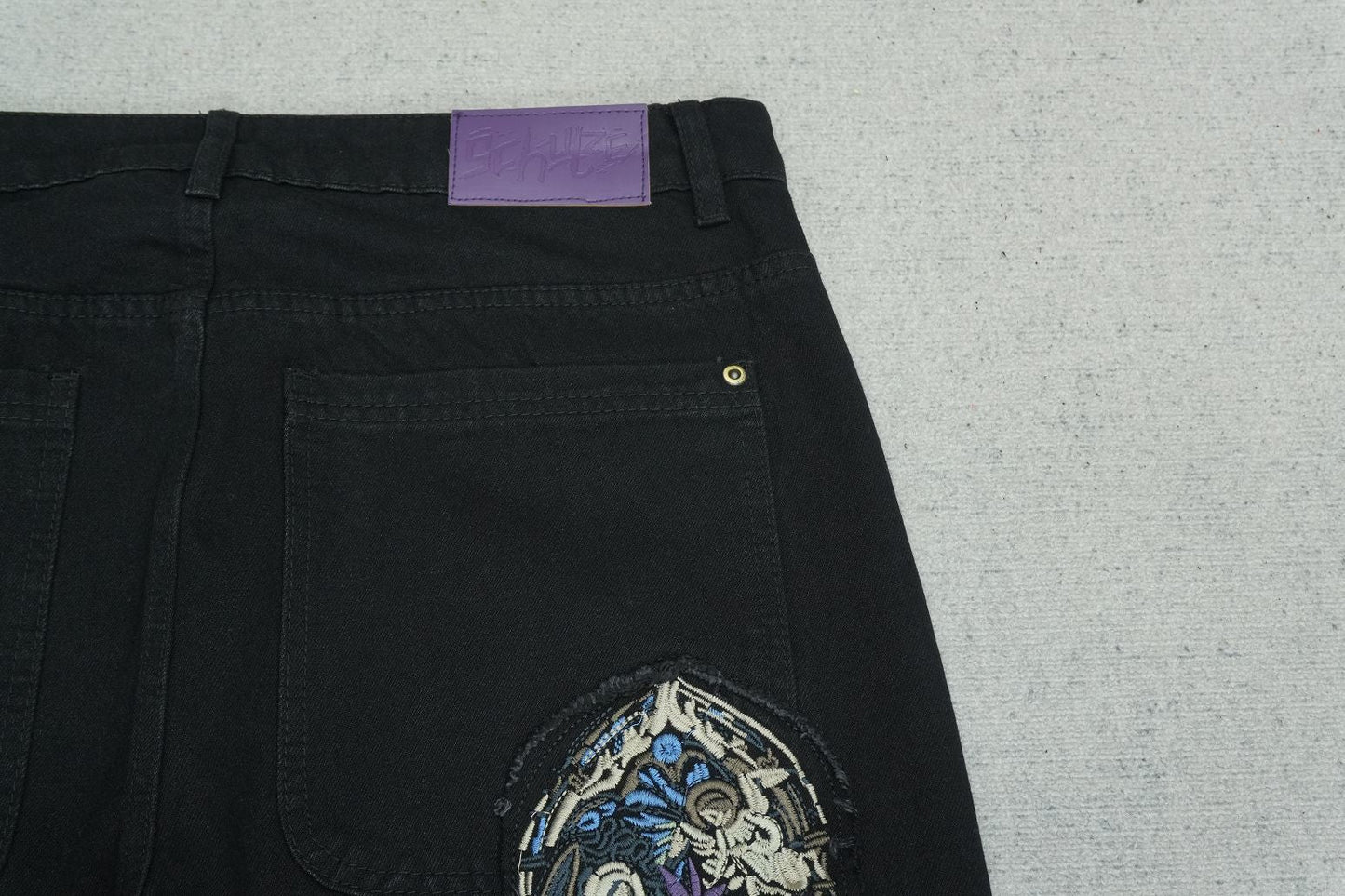 D - JEANS