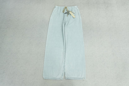F - SWEATPANTS