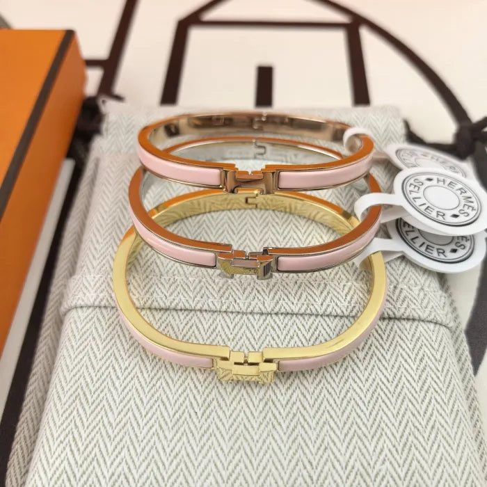 H - ARMBAND
