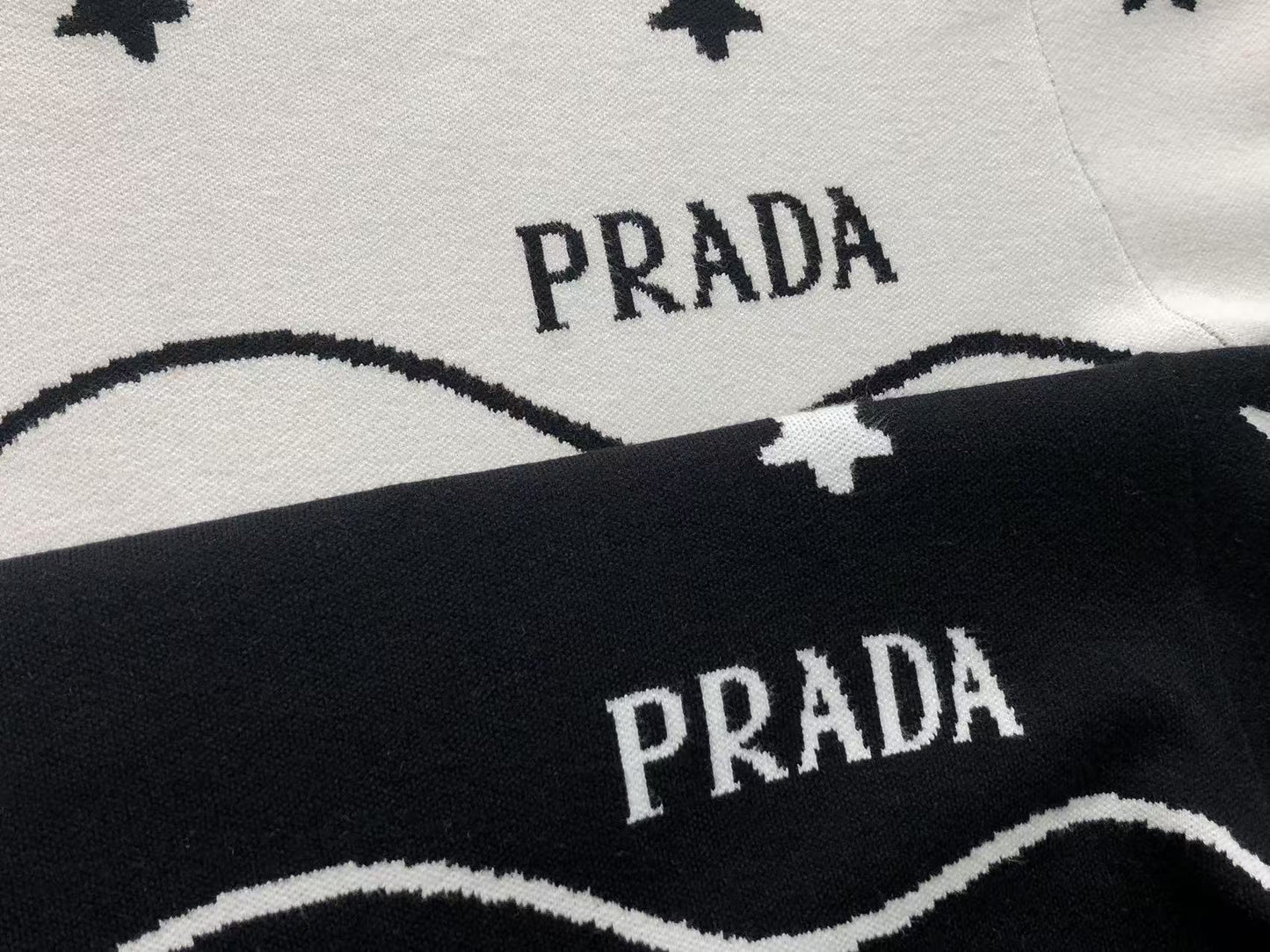 P - SWEATER
