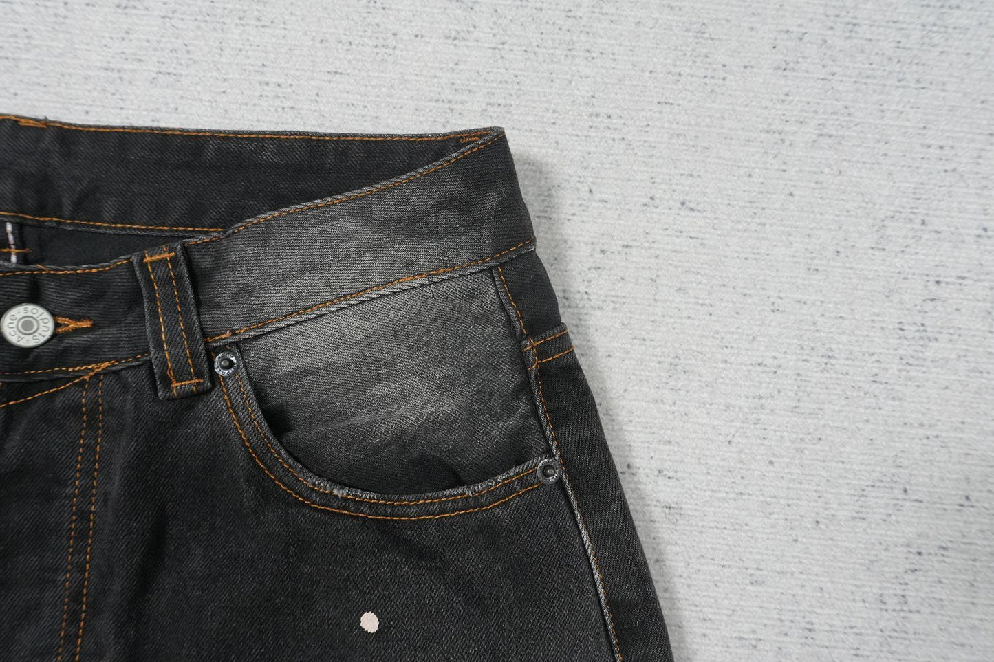 A - JEANS