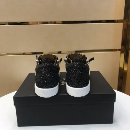 G - SNEAKERS