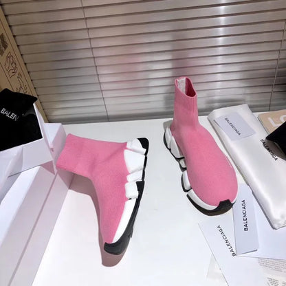 B - SNEAKERS
