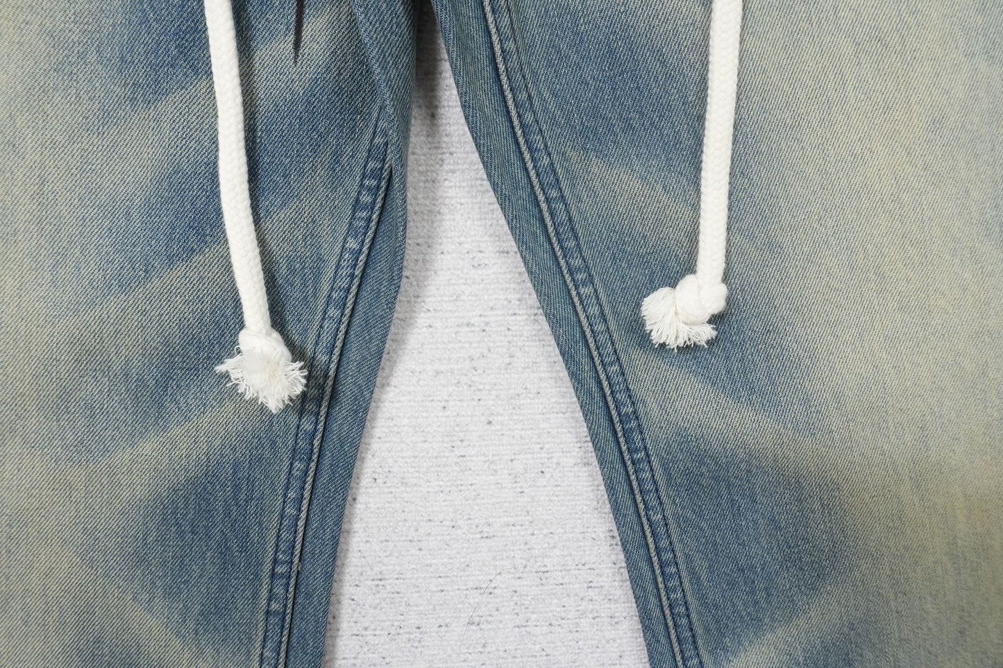 H - JEANS