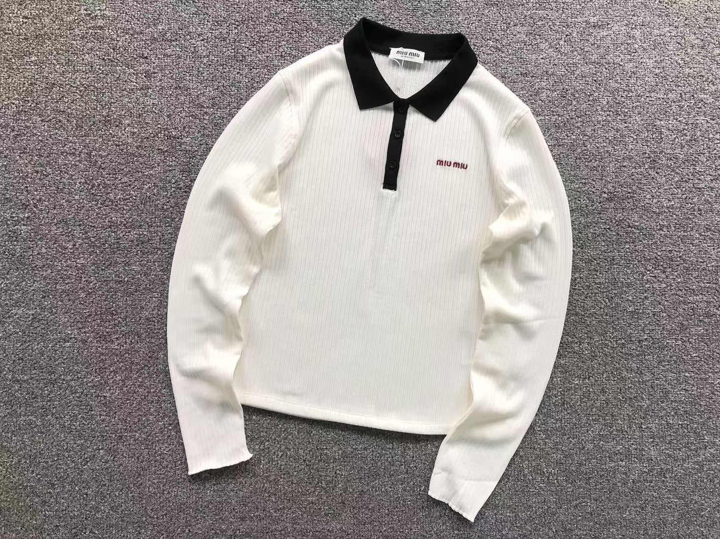 M - SWEATER