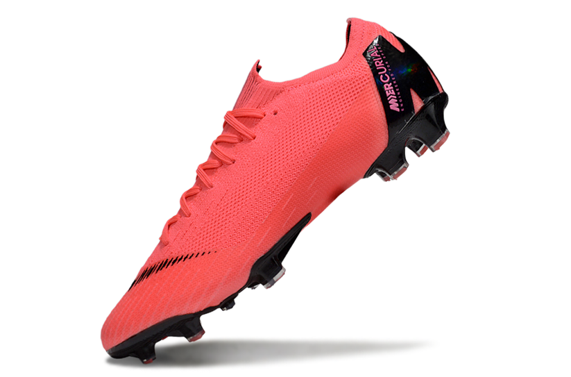 M - FUSSBALLSCHUHE
