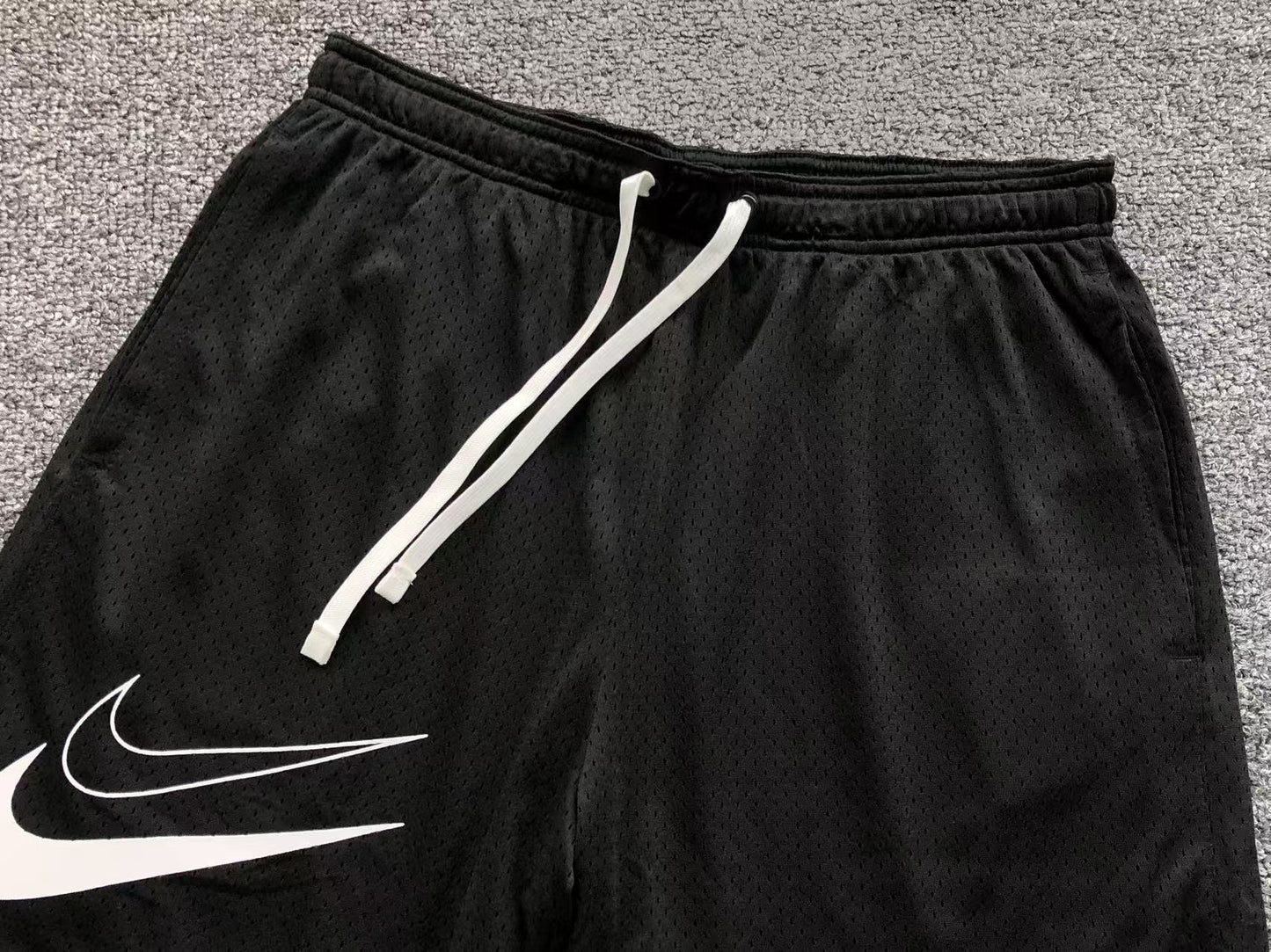 N - SHORTS