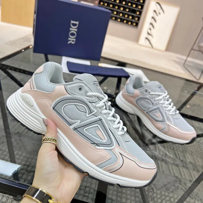 B - SNEAKERS