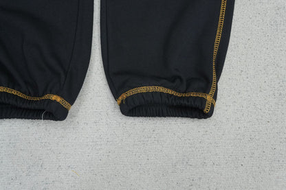 C - SWEATPANTS