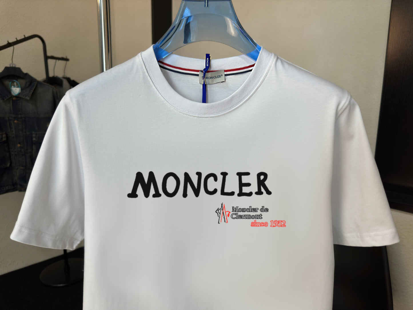 M - TSHIRT