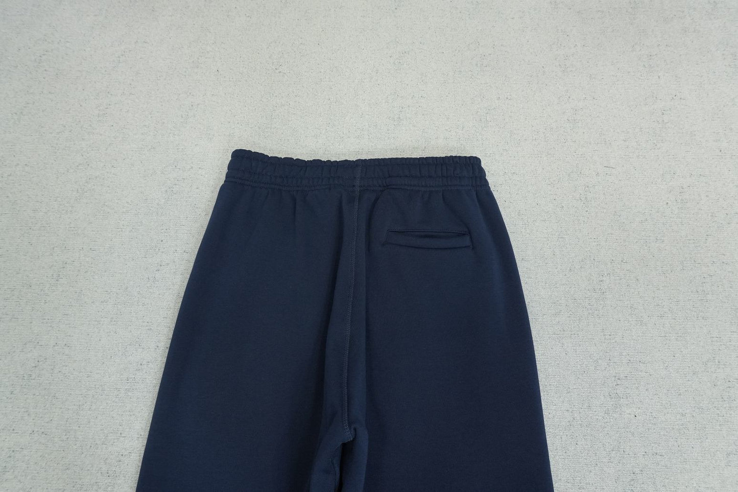 C - SWEATPANTS
