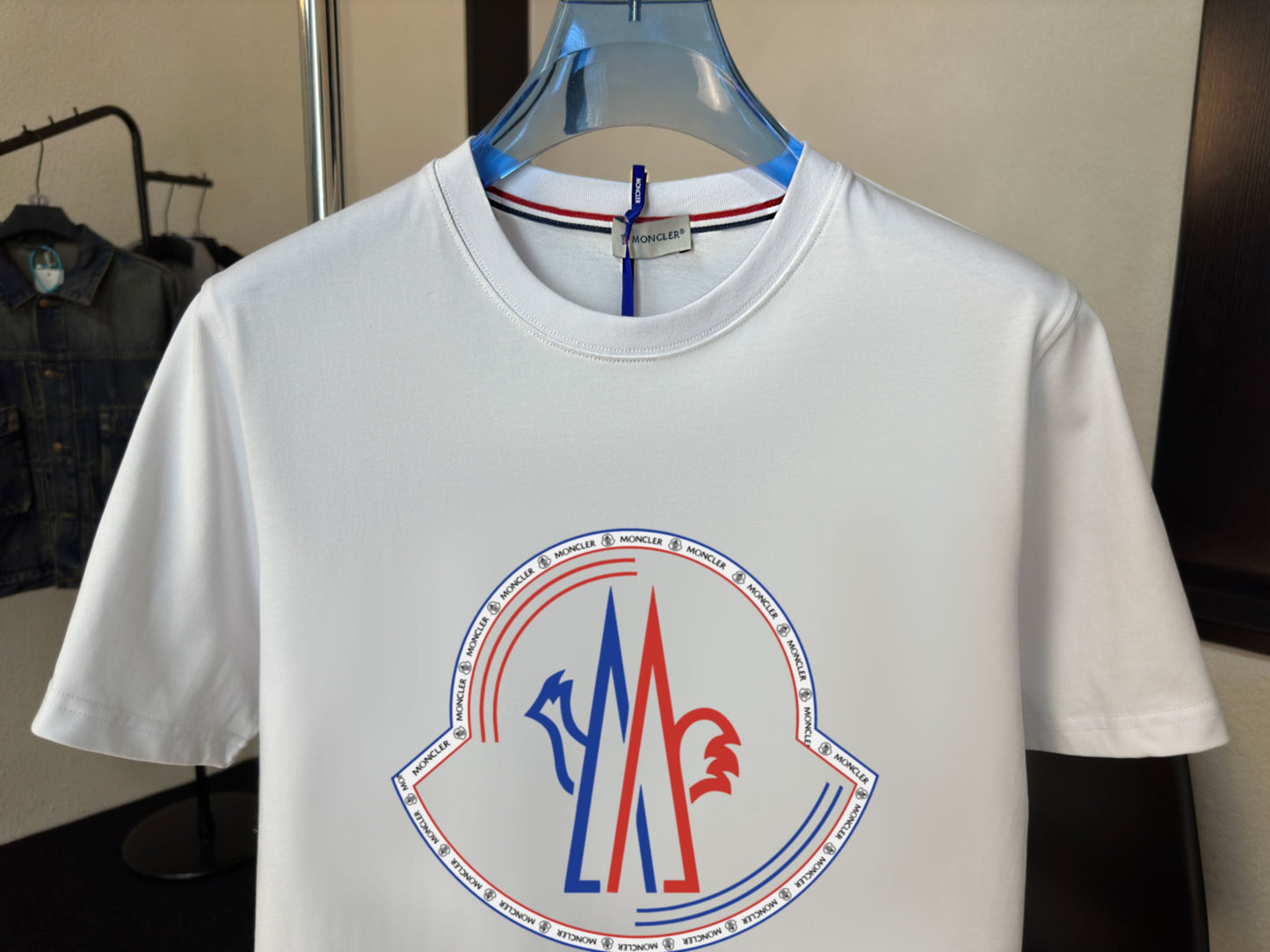 M - TSHIRT