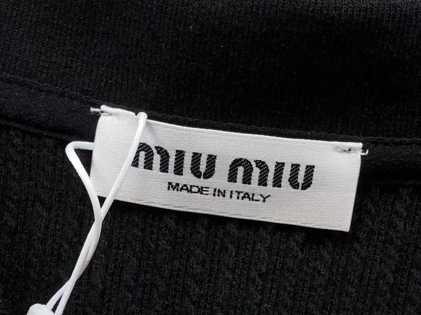 M - SWEATER