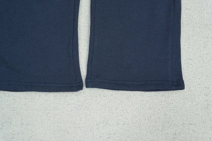 C - SWEATPANTS