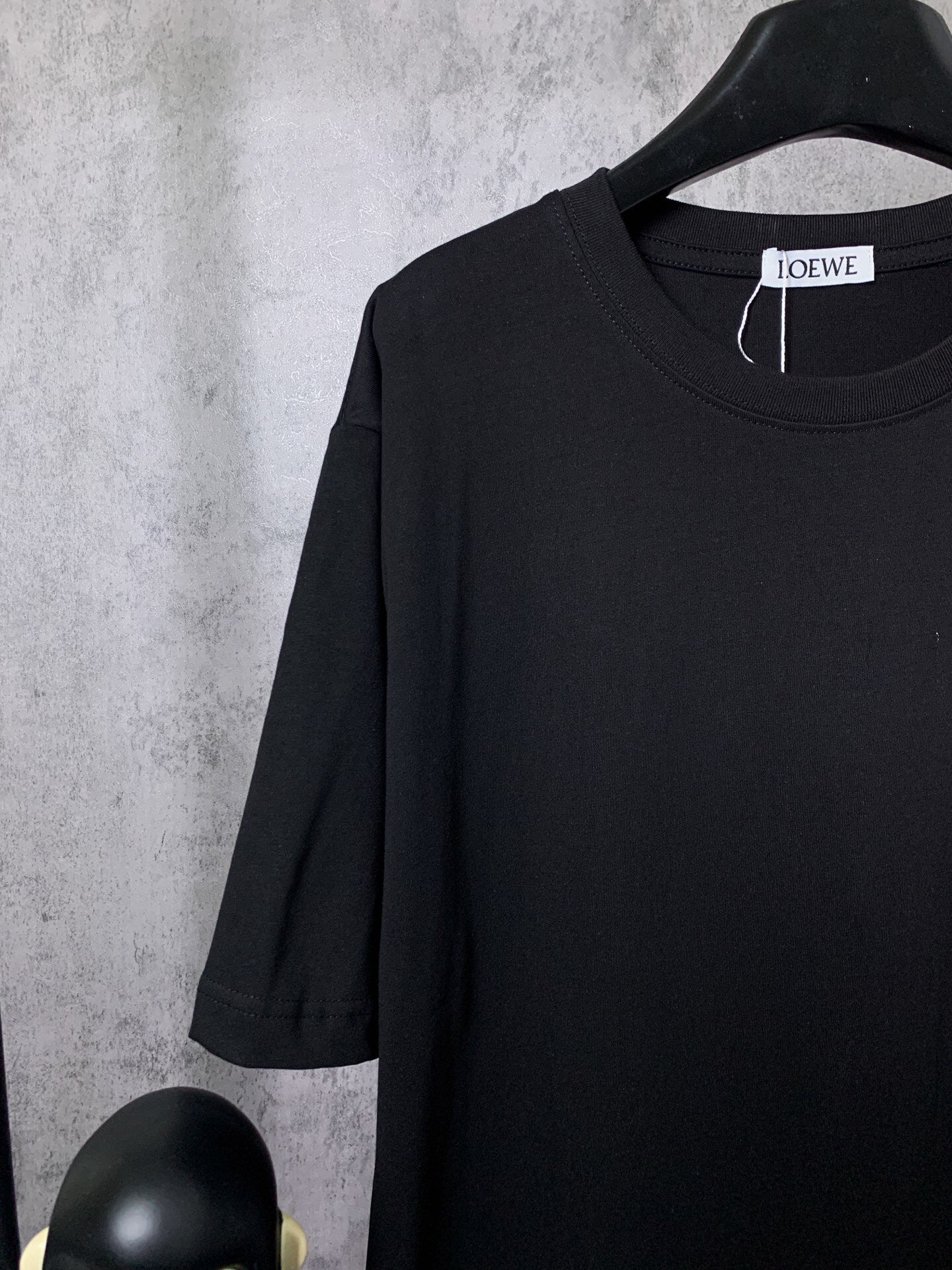 L - TSHIRT
