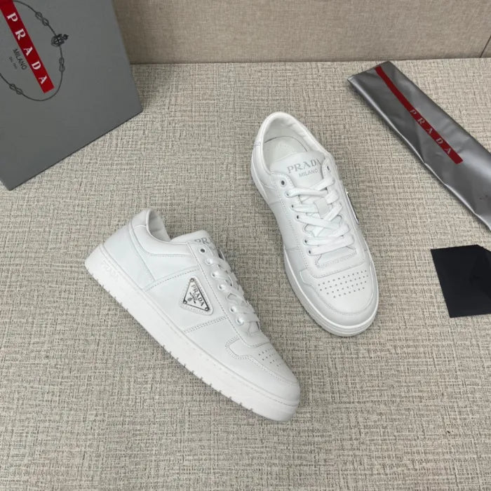 P - SNEAKERS