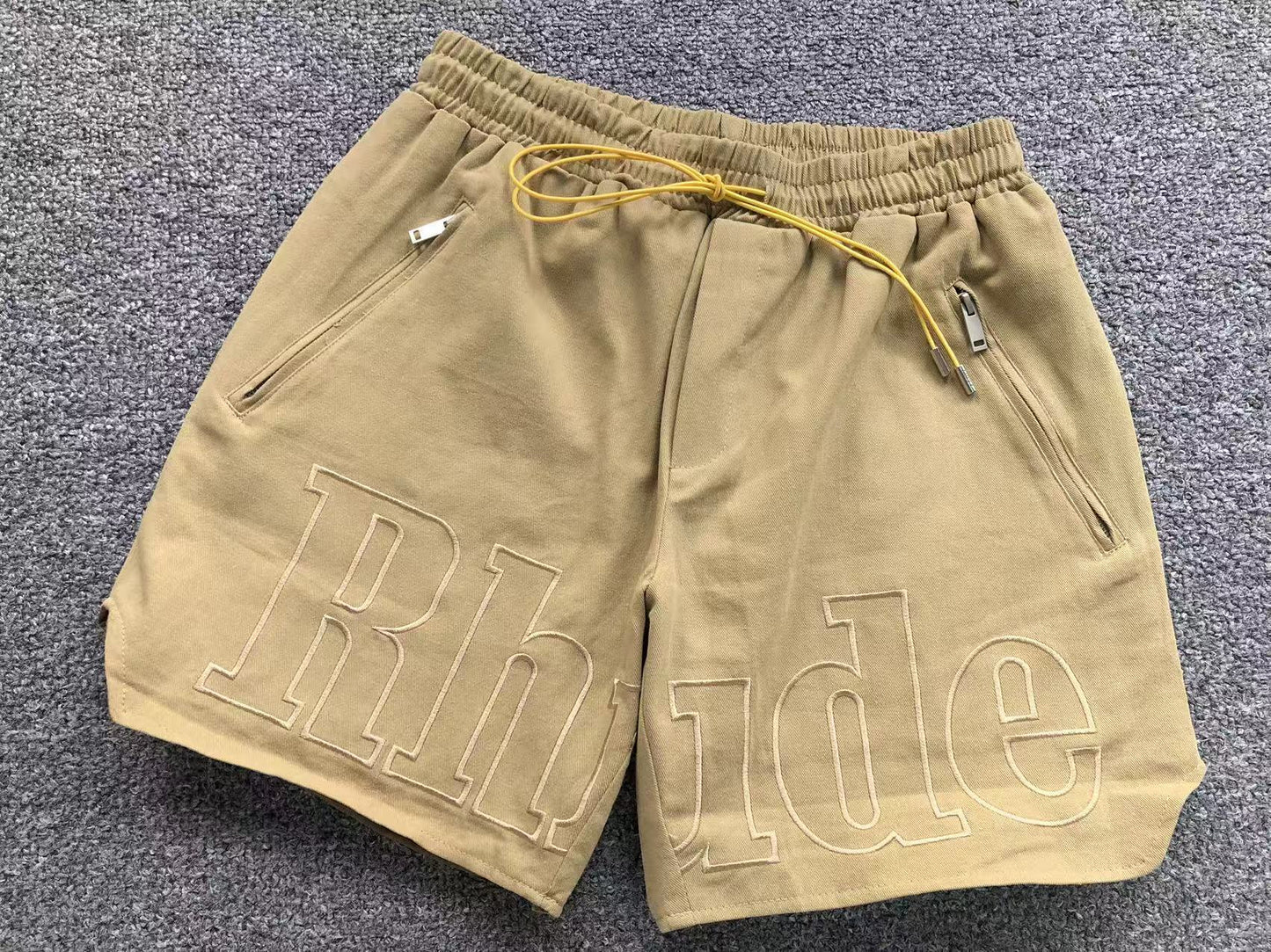 R - SHORTS