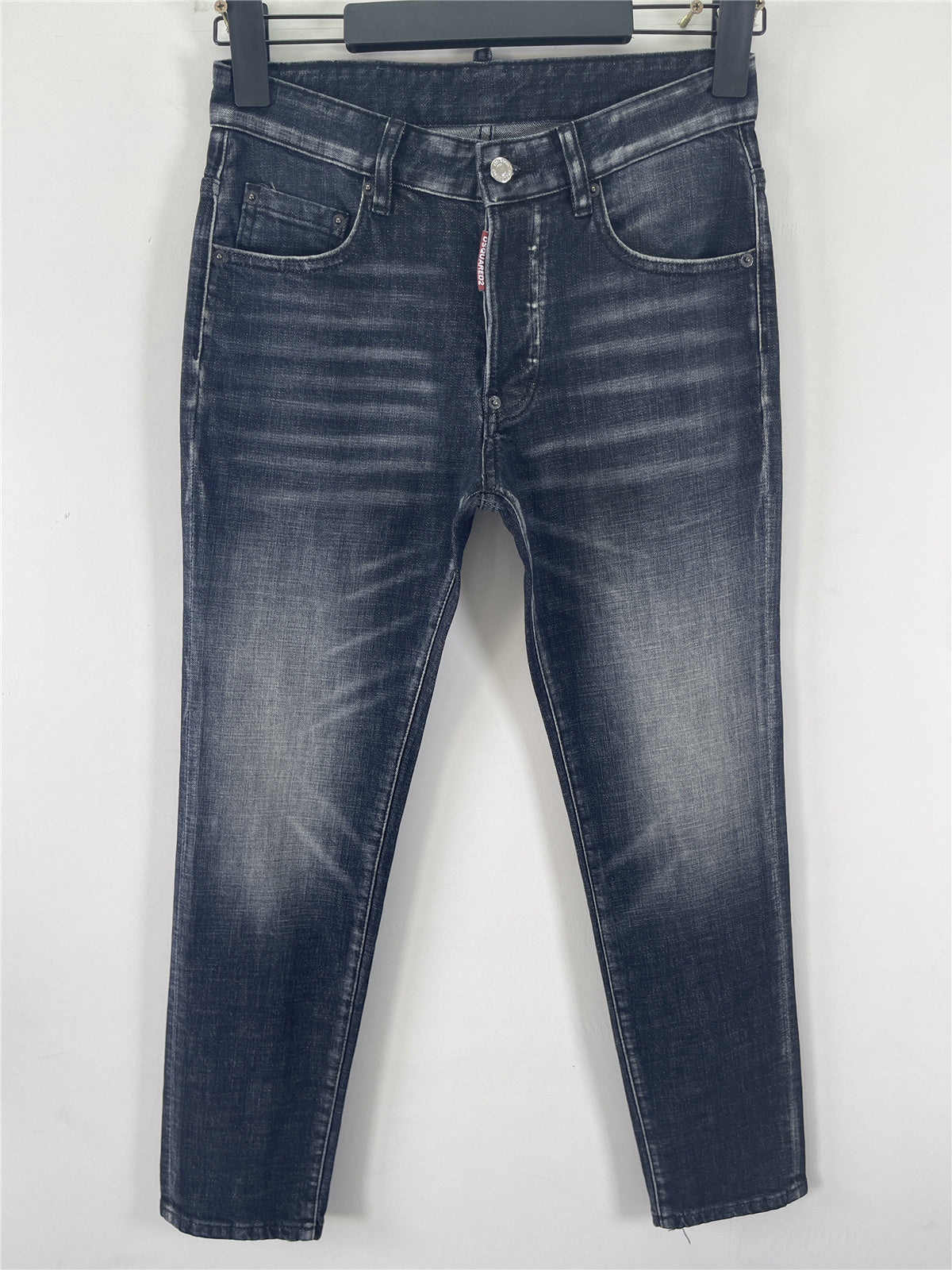 D - JEANS