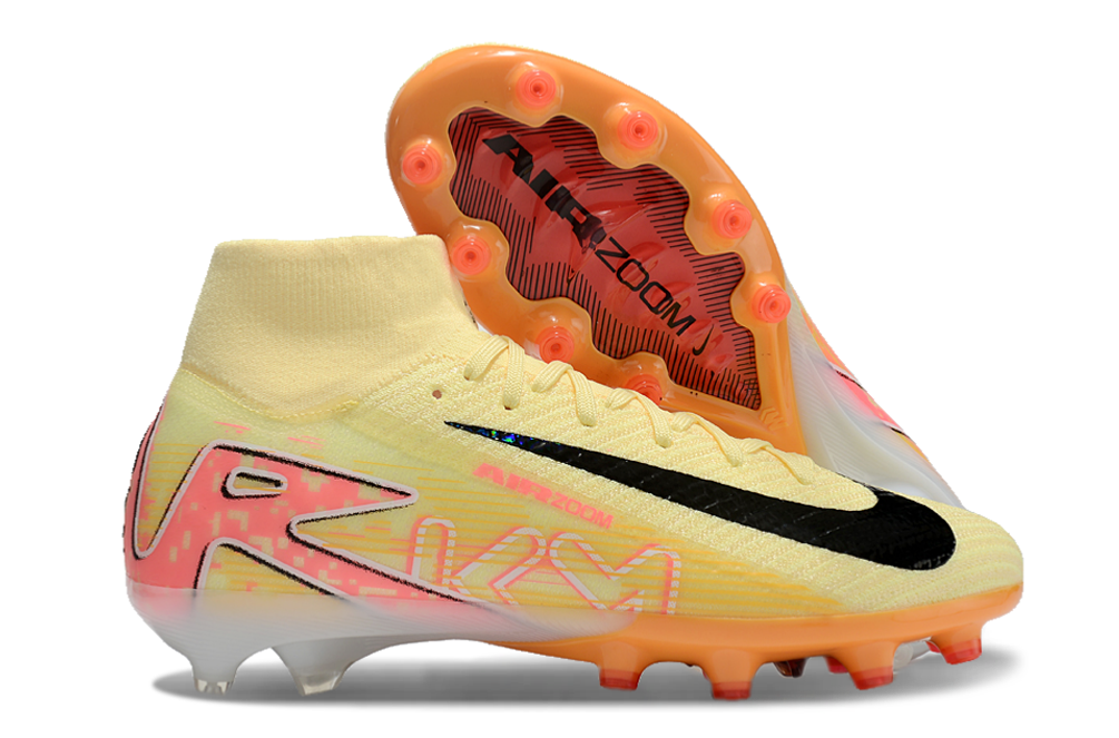 M - FUSSBALLSCHUHE