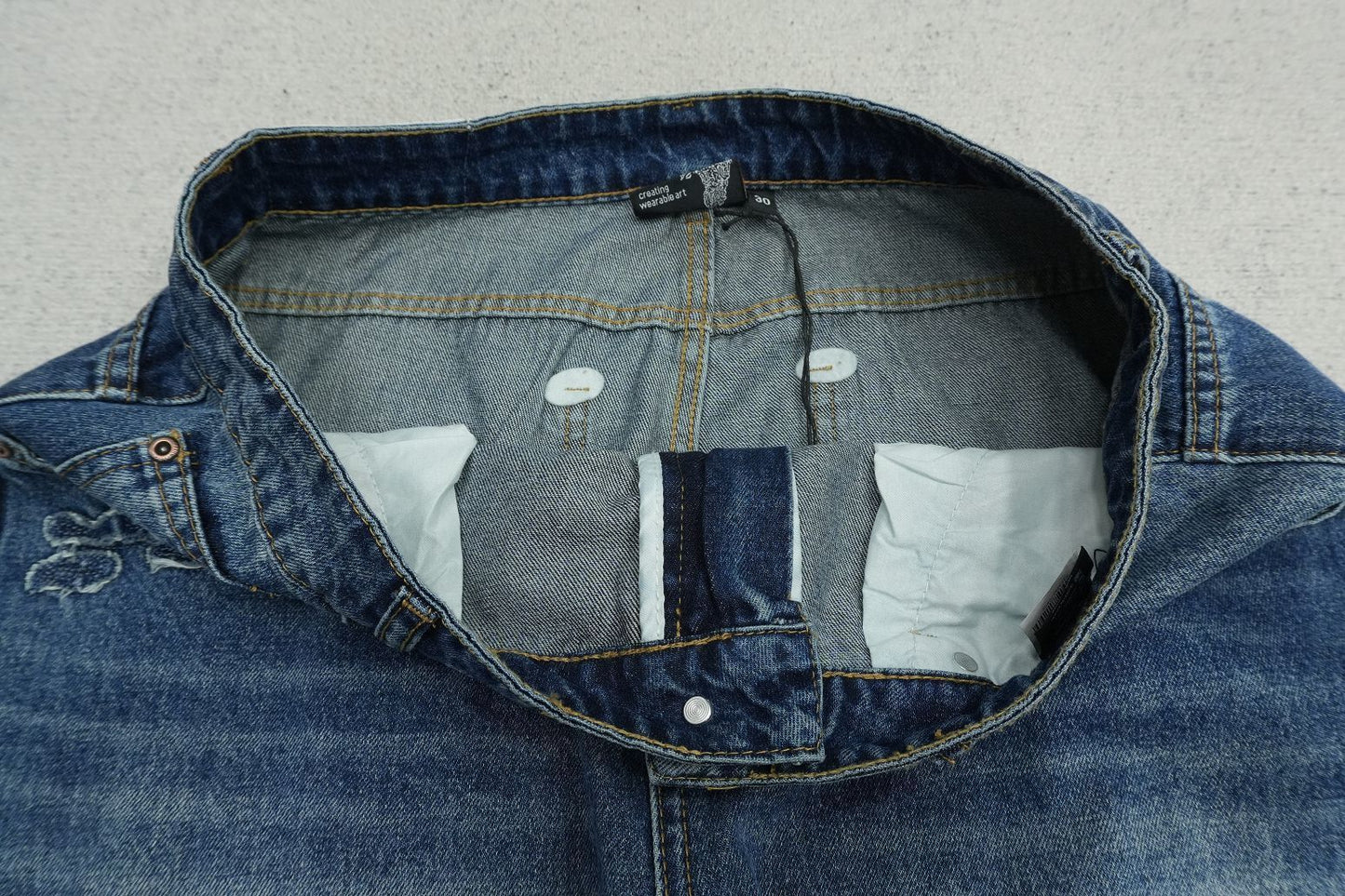 D - JEANS